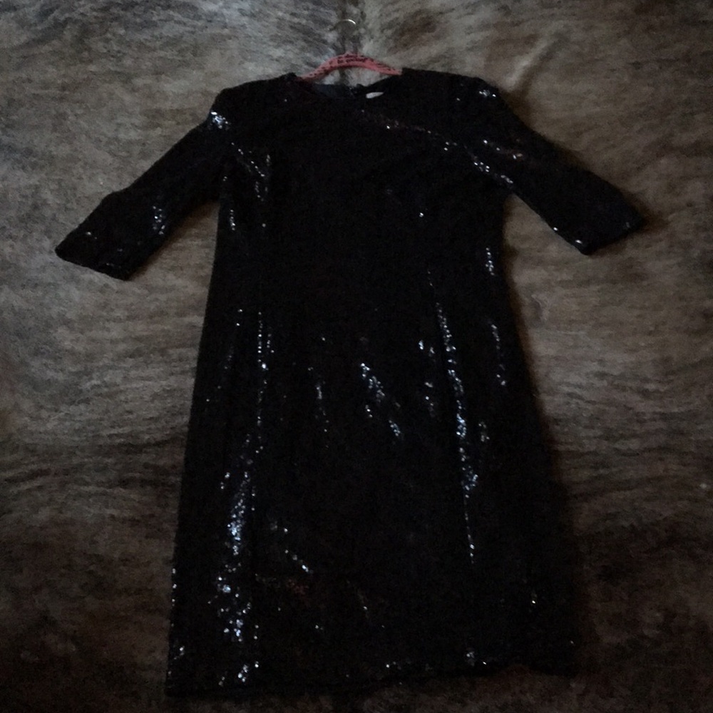 Beautiful Eva Mendes sequin dress!